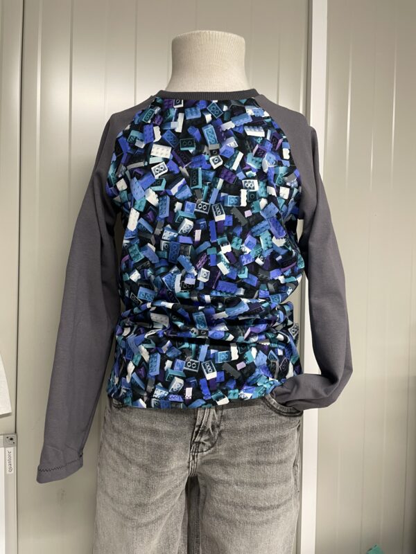 Shirt lego! maat 98