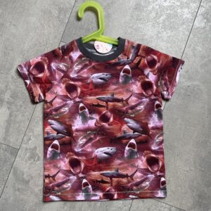 Shirt Haaien! Maat 104